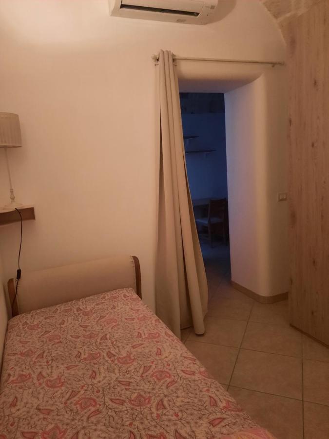 Domus Astra Apartment Brindisi Ngoại thất bức ảnh
